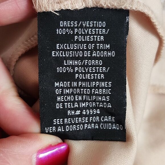 R&M Richards gold metallic sleeveless beaded floor-length formal gown dress 8 - Picture 7 of 8